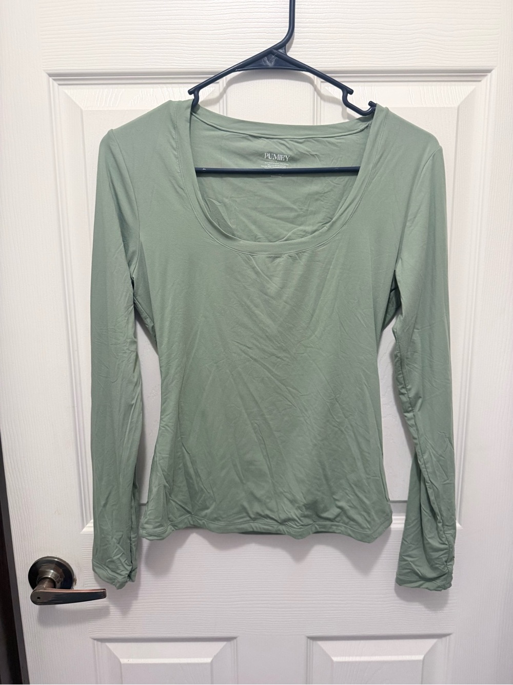 Scoop Neck Long Sleeve Top in Sage Green